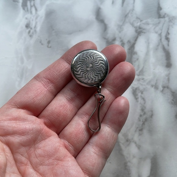 Vintage KETCHAM MCDOUGALL Ketchall Retractable Chain for Watch, Keys, Charm, etc - Picture 4 of 4